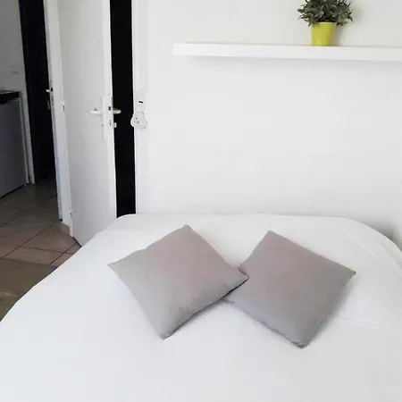 Raphael Saint-Raphaël