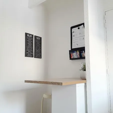 Raphael Apartment
