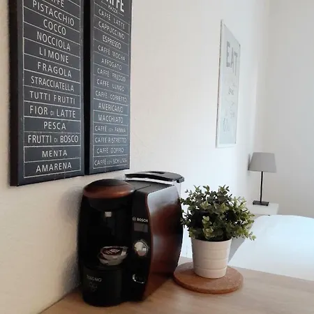 Raphael Apartment *